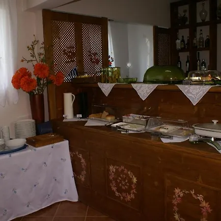 Costa Apartment *